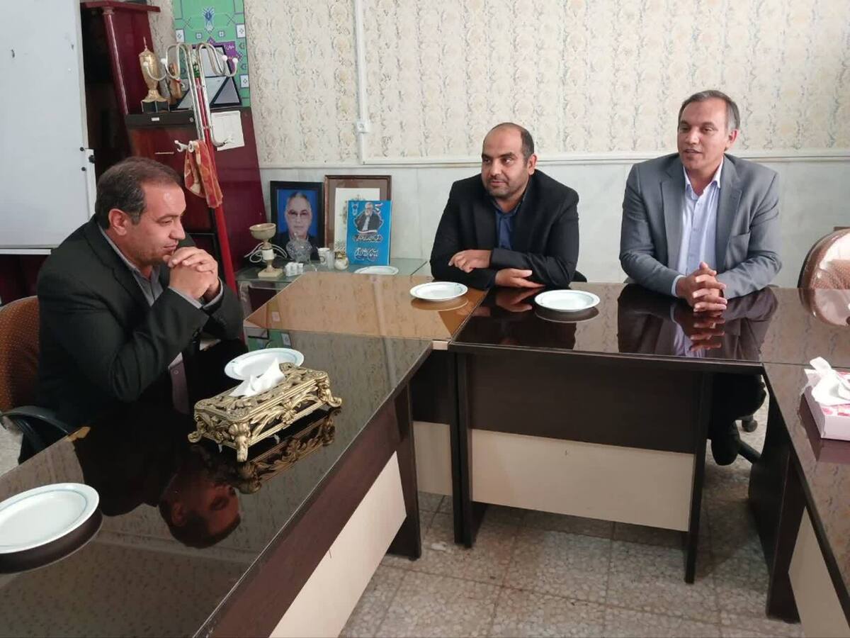 آمادگی دانشگاه آزاد واحد انار برای همکاری در حوزه‌های شهری