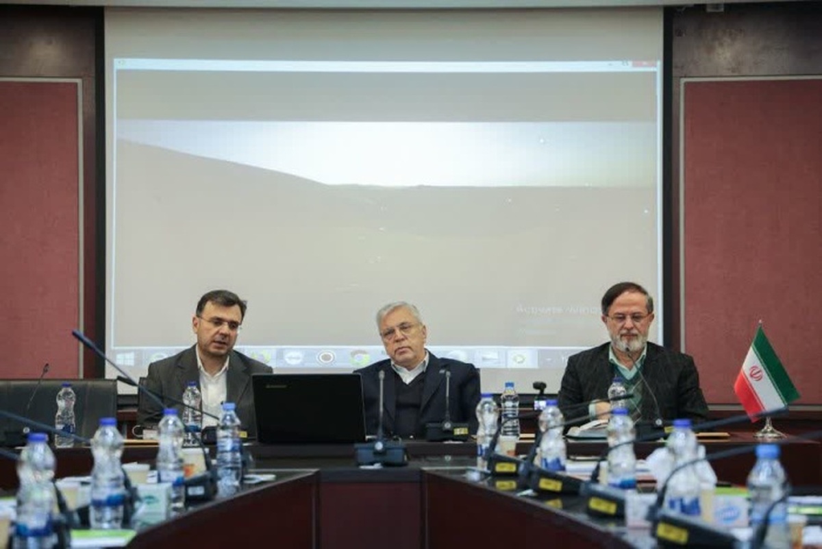 شالچی: وزرا باید پای میز گفت‌و‌گو با دانشجویان بنشینند