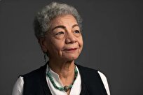 سلوی بکر، رمان‌نویس مصری، برنده جایزه بریکس شد/ نام «امیرخانی» در میان نامزدها