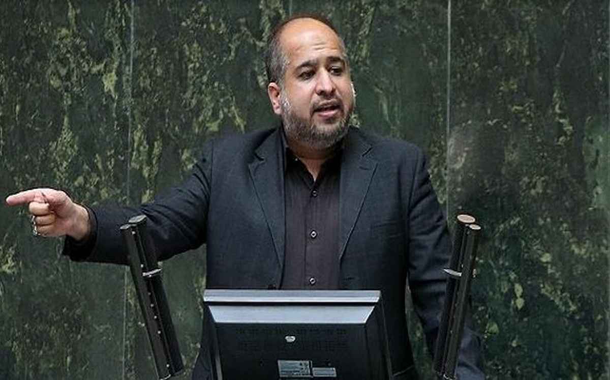 تذکر خضریان به وزیر اقتصاد درباره انتصابات فامیلی در منطقه آزاد ارس