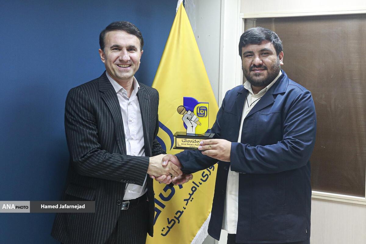 بازدید رییس دانشگاه آزاد واحد رودهن از خبرگزاری آنا