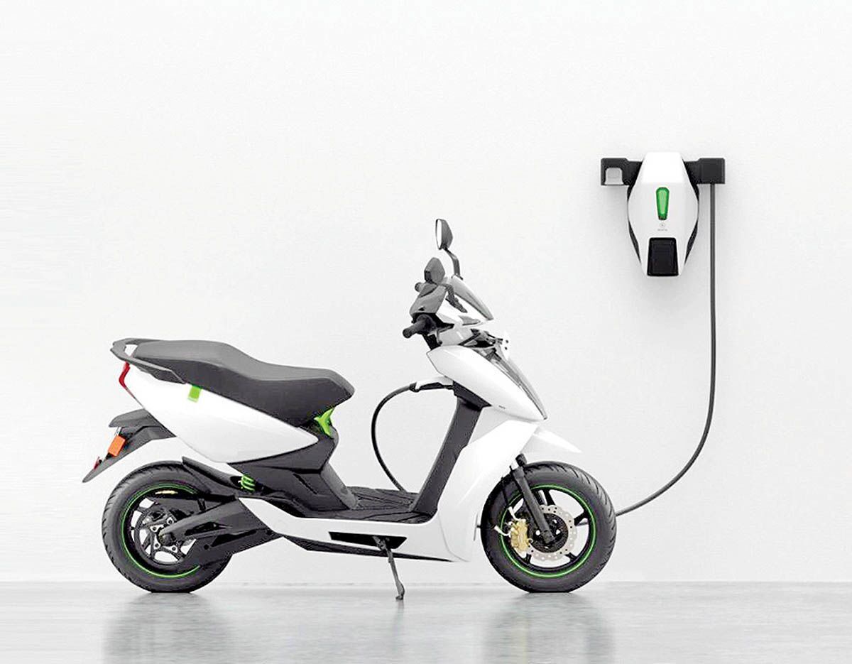 سروری: شورا مجوز واردات موتورسیکلت برقی را به شهرداری نداد