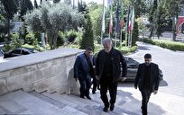 عیادت رئیس‌جمهور از رضا امیرخانی