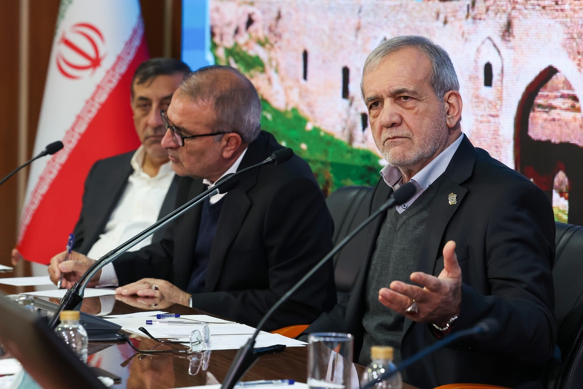 پزشکیان: برای خوشایند مردم وعده نمی‌دهم؛ به اندازه پول حرف می‌زنم