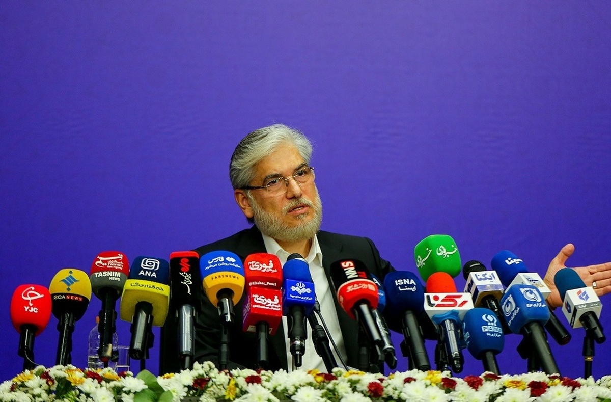 وزیر علوم: دانشگاه‌ها باید در حل مسائل استان‌ها نقش‌آفرین باشند