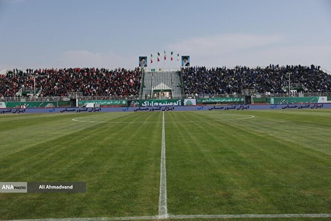 هوادارانی که بلیت نداشتند وارد ورزشگاه شدند و بلیت دارها جا ماندند/ ورود با زحمت اعضای کادرفنی تیم ملی فوتبال +فیلم