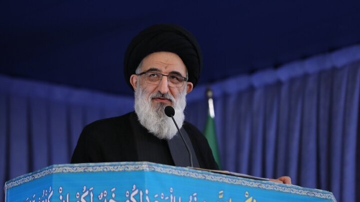 از ستون پنجم دشمن در بازار داخلی تا رسالت دانشجویان برای عملیاتیسازی مطالبات رهبری از ستون پنجم دشمن در بازار داخلی تا رسالت دانشجویان برای عملیاتیسازی مطالبات رهبری