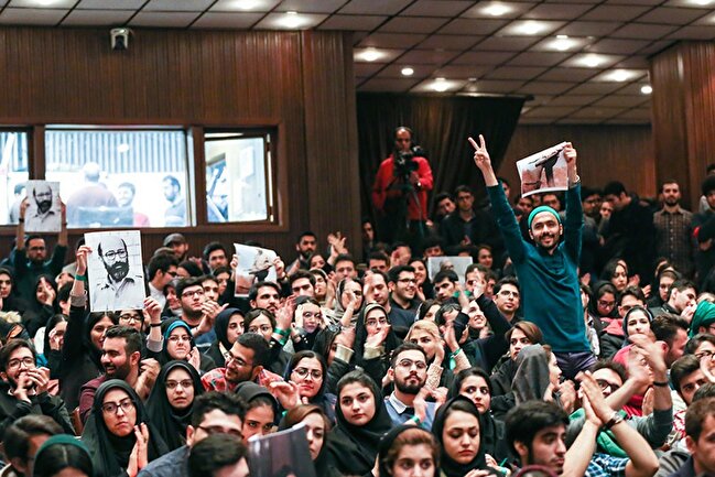 دانشجو اگر بی‌تفاوت شود دیگر دانشجو نیست