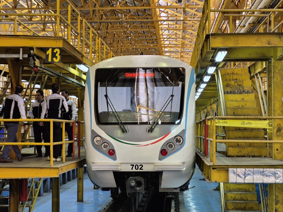 طول شبکه مترو به ۵۰۰ کیلومتر می‌رسد  ورود نخستین واگن‌های جدید چینی تا پایان سال