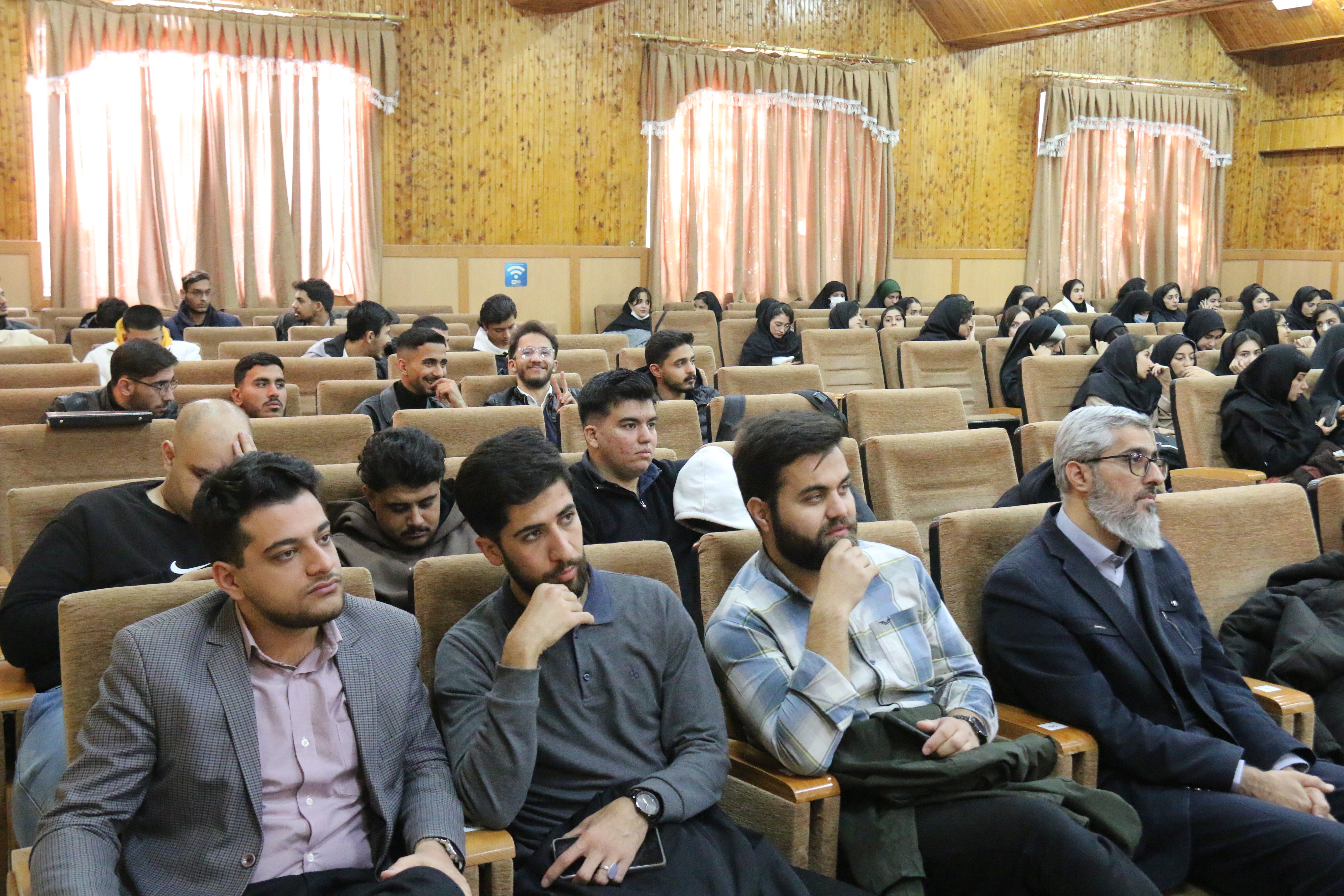 آمریکا از کودتای 28 مرداد دنبال تخریب ایران بود/ دانشجوی امروز، وارث غیرت دیروز و سازنده فردای ایران آمریکا از کودتای 28 مرداد دنبال تخریب ایران بود/ دانشجوی امروز، وارث غیرت دیروز و سازنده فردای ایران