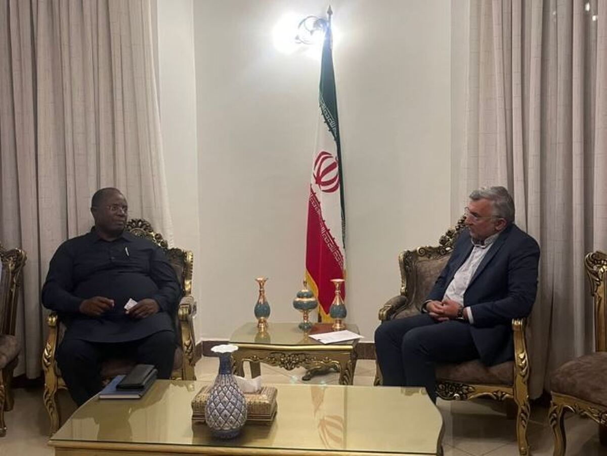 دیدار معاون اقتصادی عراقچی با وزیر مشاور در امور کشاورزی اوگاندا