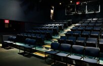 سورئالِ سیاه‌وسفید در نمایش «من، او، آن»