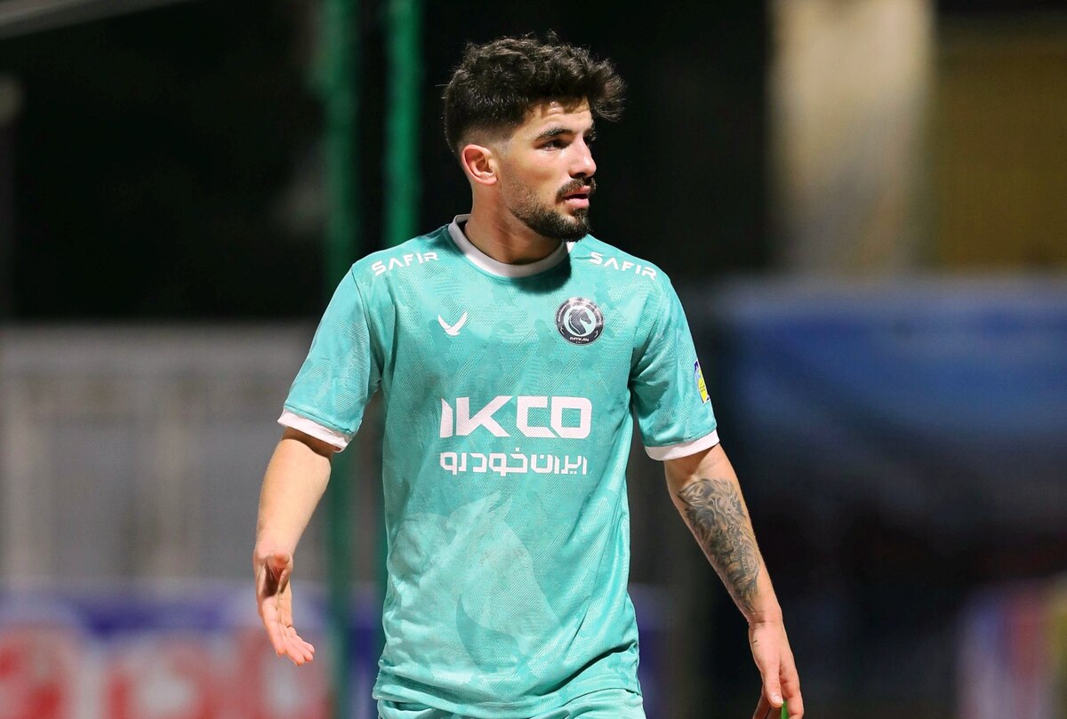 نجفی: صددرصد به برتری بر پرسپولیس فکر می‌کنیم  وظیفه‌ام در خدمت پیکان بودن است