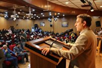 نام-دانشجو-با-خود-پویایی-پرسشگری-و-نوآوری-به-همراه-می‌آورد