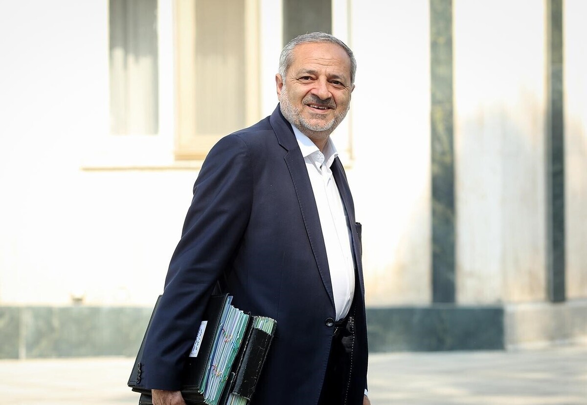 آموزش ۱۰۰ هزار معلم و ۲ میلیون دانش‌آموز با هوش مصنوعی