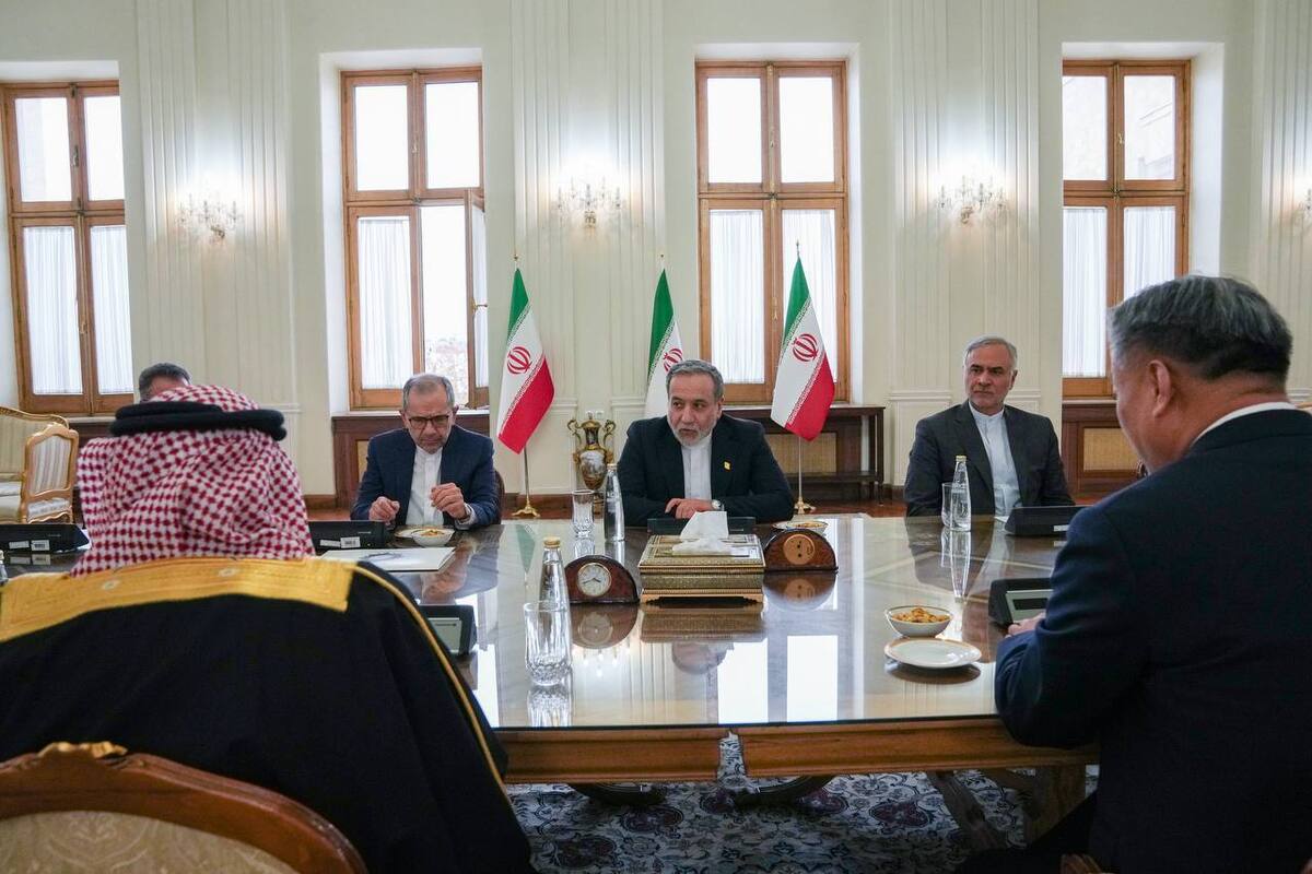 عراقچی: به دنبال منطقه‌ای قوی و باثبات هستیم