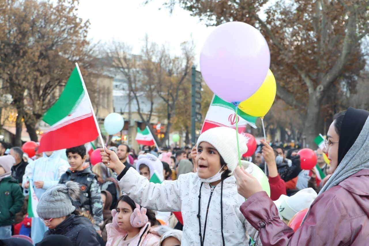 انفجار شادی در قلب هگمتانه/ همدان پایتخت کوچک تئاتر کودک ایران انفجار شادی در قلب هگمتانه/ همدان پایتخت کوچک تئاتر کودک ایران