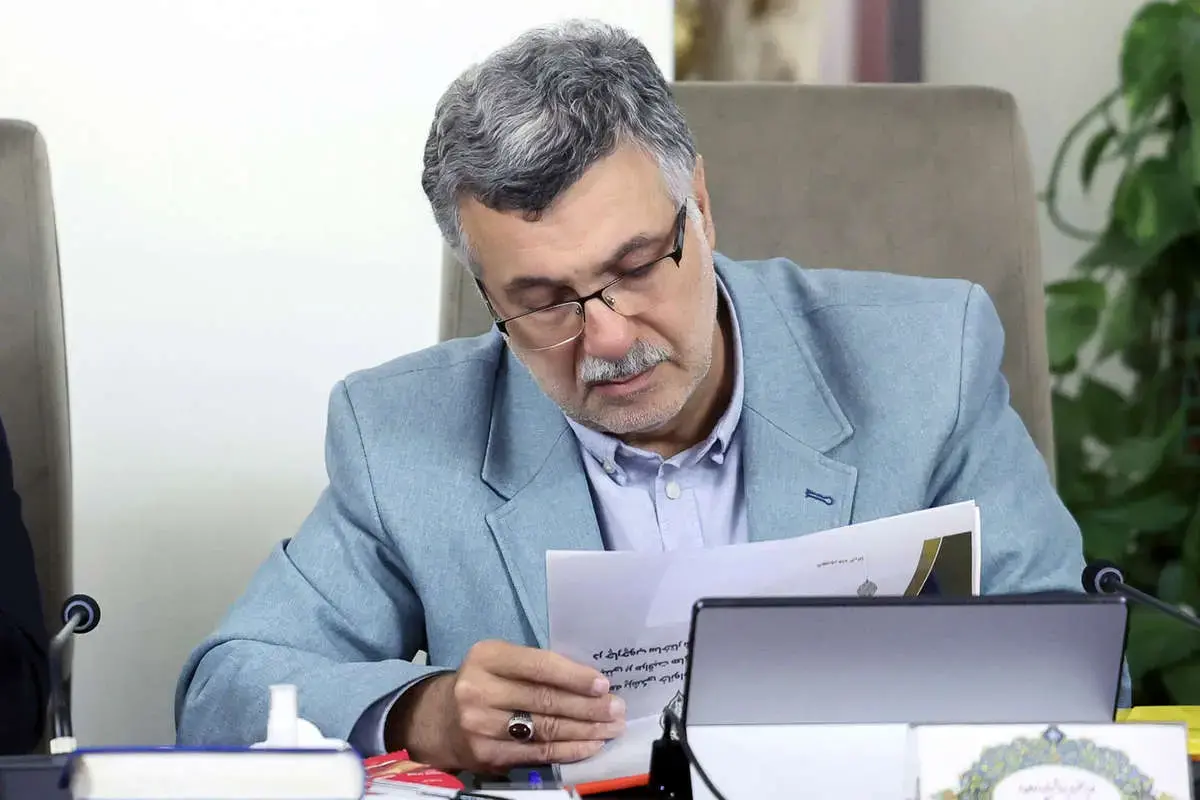 وزیر بهداشت درگذشت دکتر شیدا شمس دواچی را تسلیت گفت