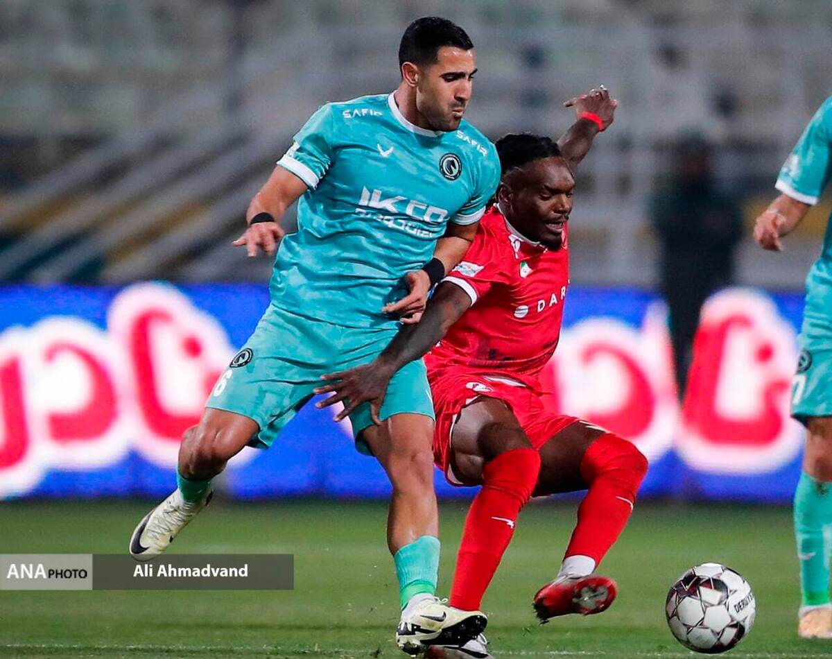 باقری: پرسپولیس برد را مدیون نیازمند است  پیکان حرف‌های زیادی برای گفتن دارد