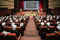 پزشکیان: مقابله موفق در برابر راهبرد‌های دشمن نیازمند وحدت، تعامل با همسایگان و تکیه بر مردم است