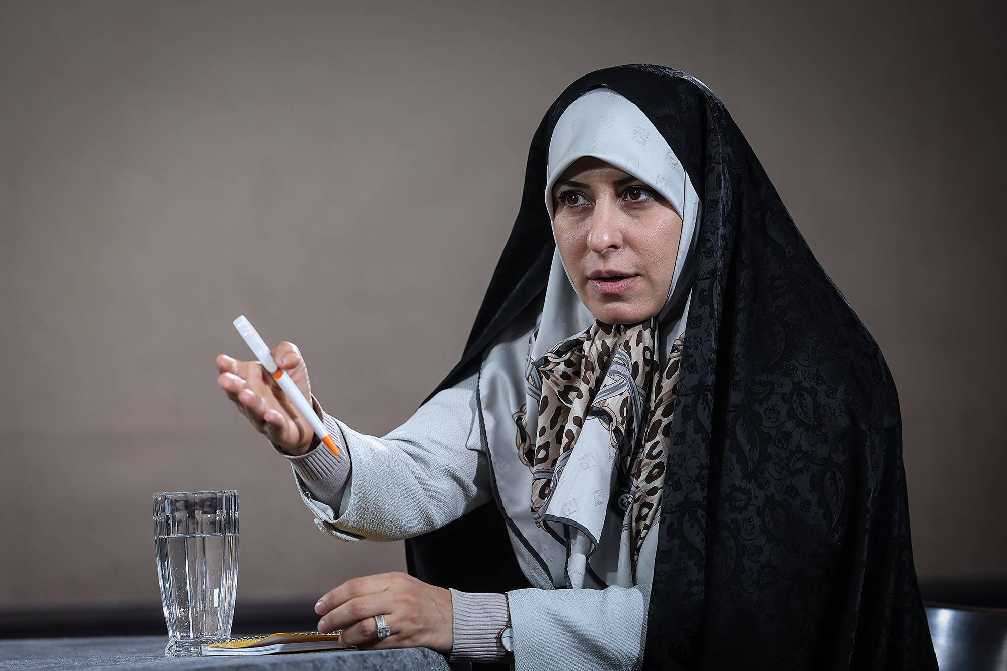 مسیر قانونگذاری غلط چیده شده / حقالناس را نمیتوان با قانونسازیهای عجولانه دور زد / تنصیف اموال عدالت نمیآورد / عبارت عندالاستطاعه ساختگی است مسیر قانونگذاری غلط چیده شده / حقالناس را نمیتوان با قانونسازیهای عجولانه دور زد / تنصیف اموال عدالت نمیآورد / عبارت عندالاستطاعه ساختگی است