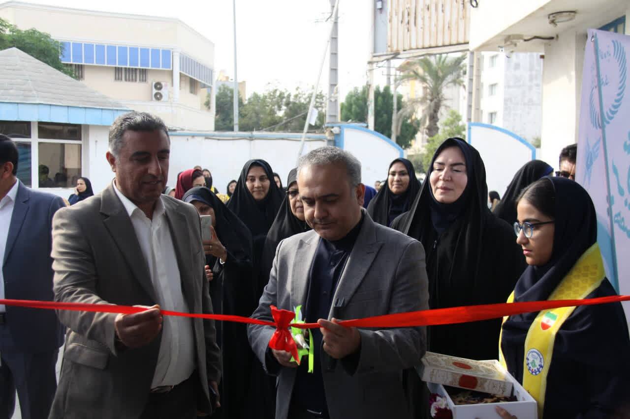 ۲۸ شرکت دانشبنیان در میدان؛ دانشگاه آزاد بوشهر ویترین علم و عمل شد! ۲۸ شرکت دانشبنیان در میدان؛ دانشگاه آزاد بوشهر ویترین علم و عمل شد!