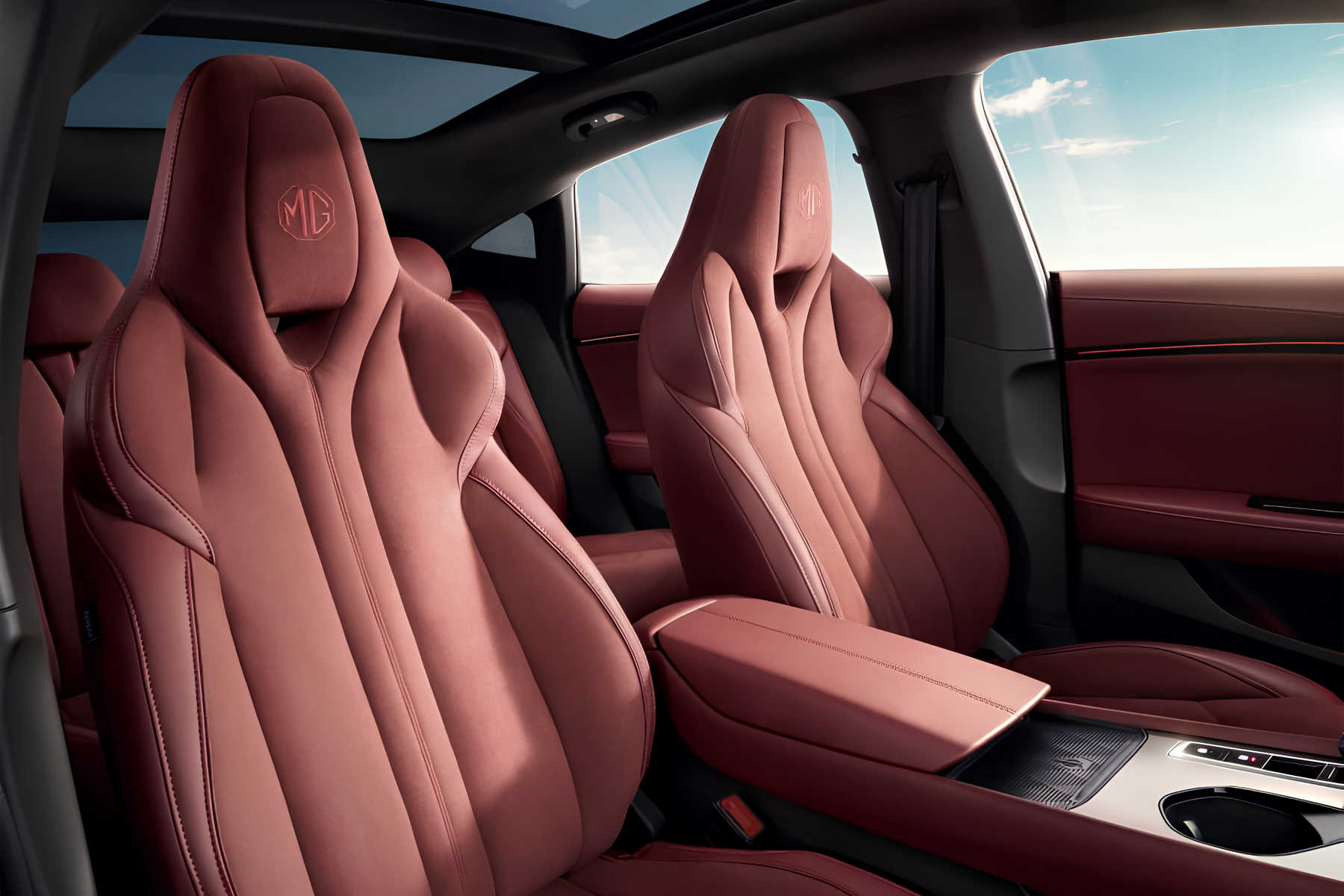 امجی ۷ برای رقابت با سدانهای مطرح جهانی به بازار آمد امجی ۷ برای رقابت با سدانهای مطرح جهانی به بازار آمد