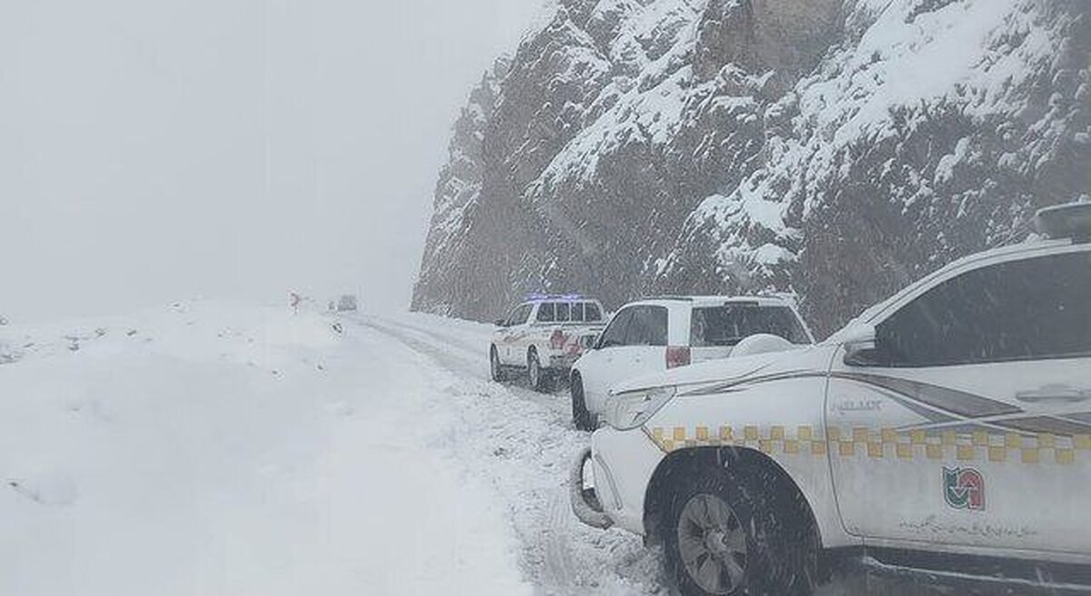 برف و لغزندگی در برخی جاده‌ها؛ محدودیت‌های ترافیکی ۲۱ آذر اعلام شد