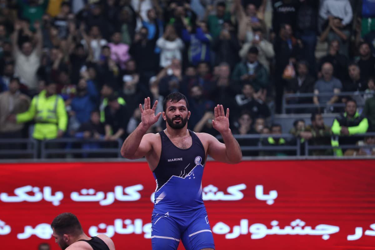 استقلال روی سکو هم نیامد!+فیلم