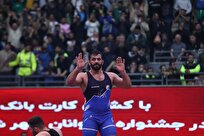 استقلال روی سکو هم نیامد!+فیلم