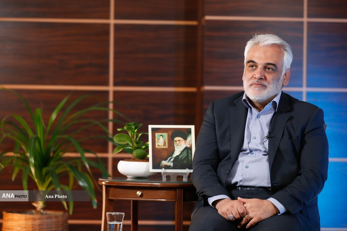 «شاخه‌ای روی آب»؛ تصویر دانشمند شهید از نگاه همسرش  خاطرات زیر آوار از شهید طهرانچی می‌گویند