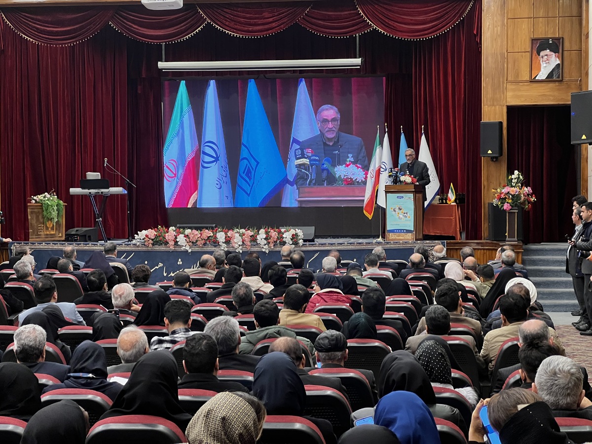 تکیه بر نفت یعنی عقب‌ماندن از انقلاب صنعتی چهارم؛ ثروت واقعی ایران نیروی انسانی خلاق است