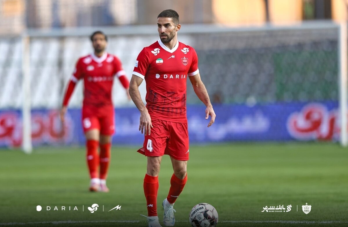 محمدی و پرسپولیس ۵۰ تایی شدند