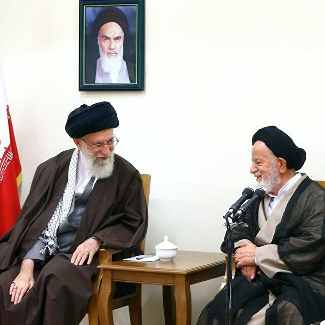 پیام تسلیت رهبر انقلاب در پی درگذشت حجت‌الاسلام شاهچراغی