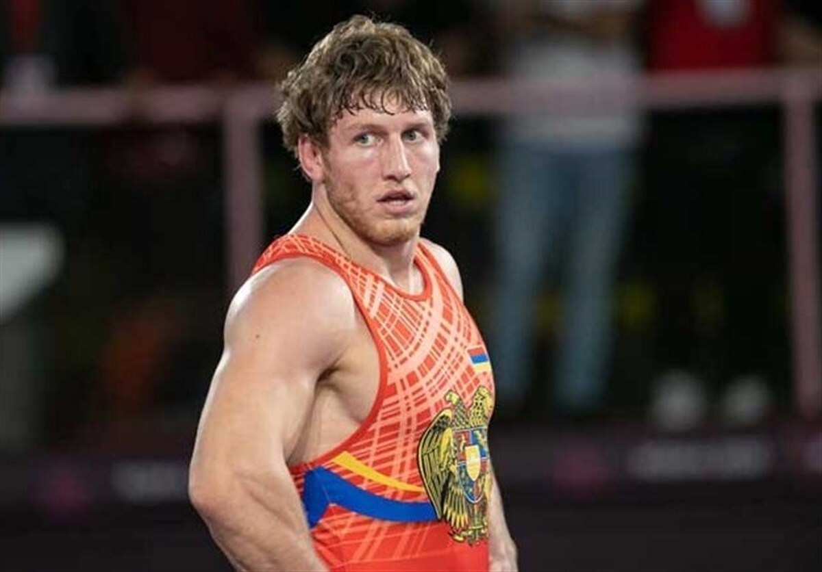 آرتور الکسانیان پیشنهاد فدراسیون کشتی ارمنستان را قبول کرد