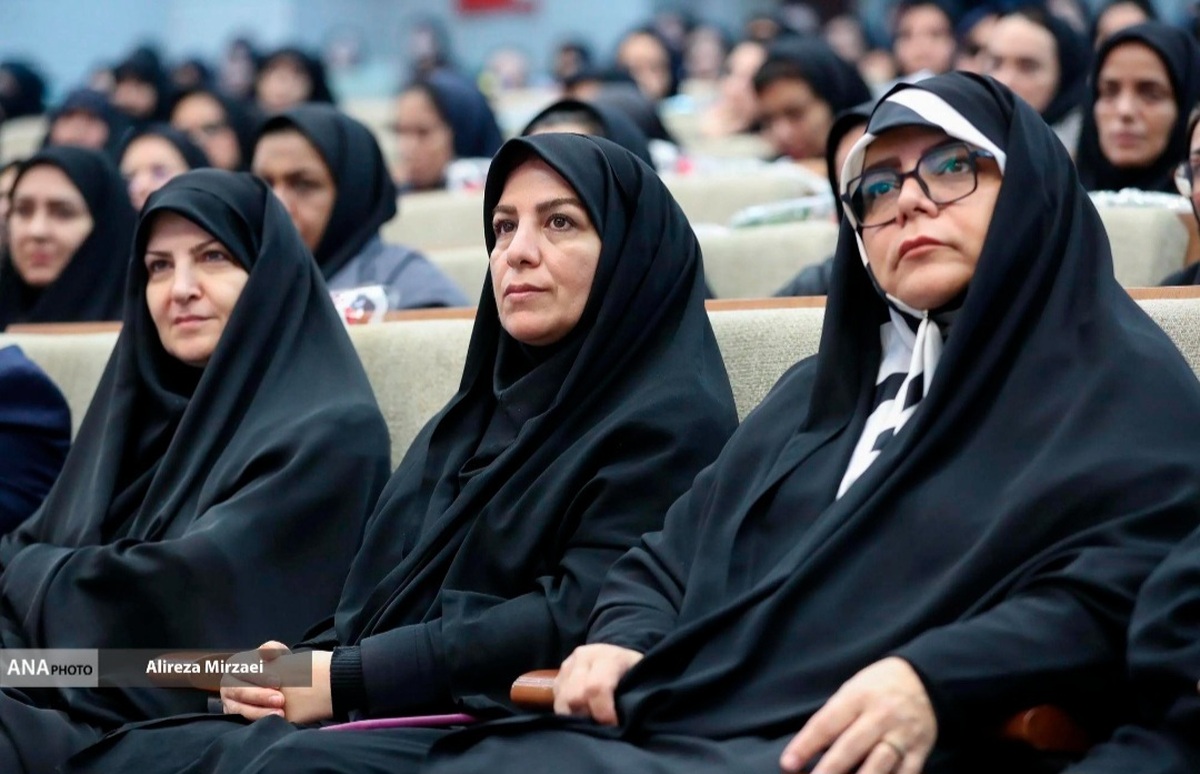 لزوم استفاده از ظرفیت بانوان در حل چالش‌های فرهنگی دانشگاه