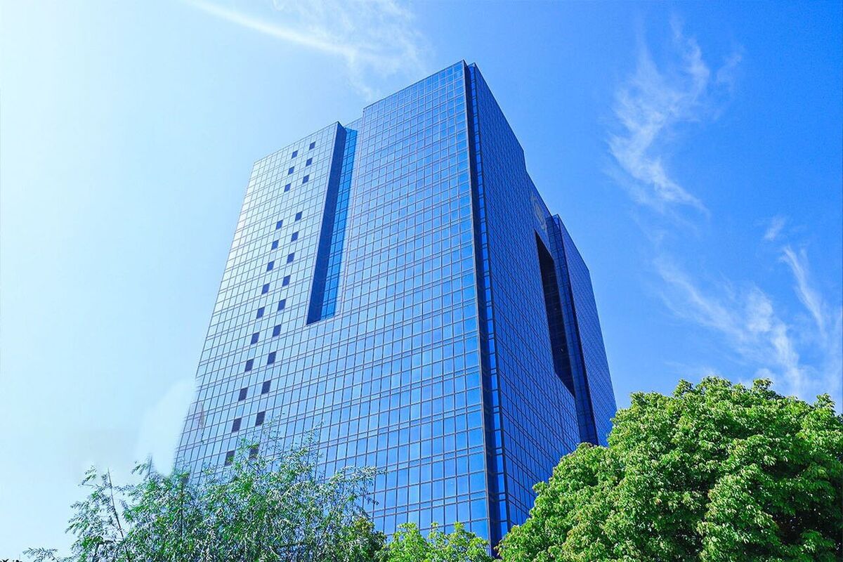 تخصیص کامل ارز به ثبت‌سفارش‌های زیر ۱۰۰ هزار دلار   برخورد قاطع با پولشویی در شعب بانکی