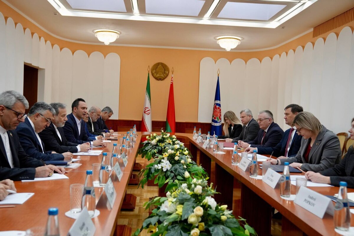 امضای ۳ سند همکاری میان وزرای خارجه ایران و بلاروس +فیلم