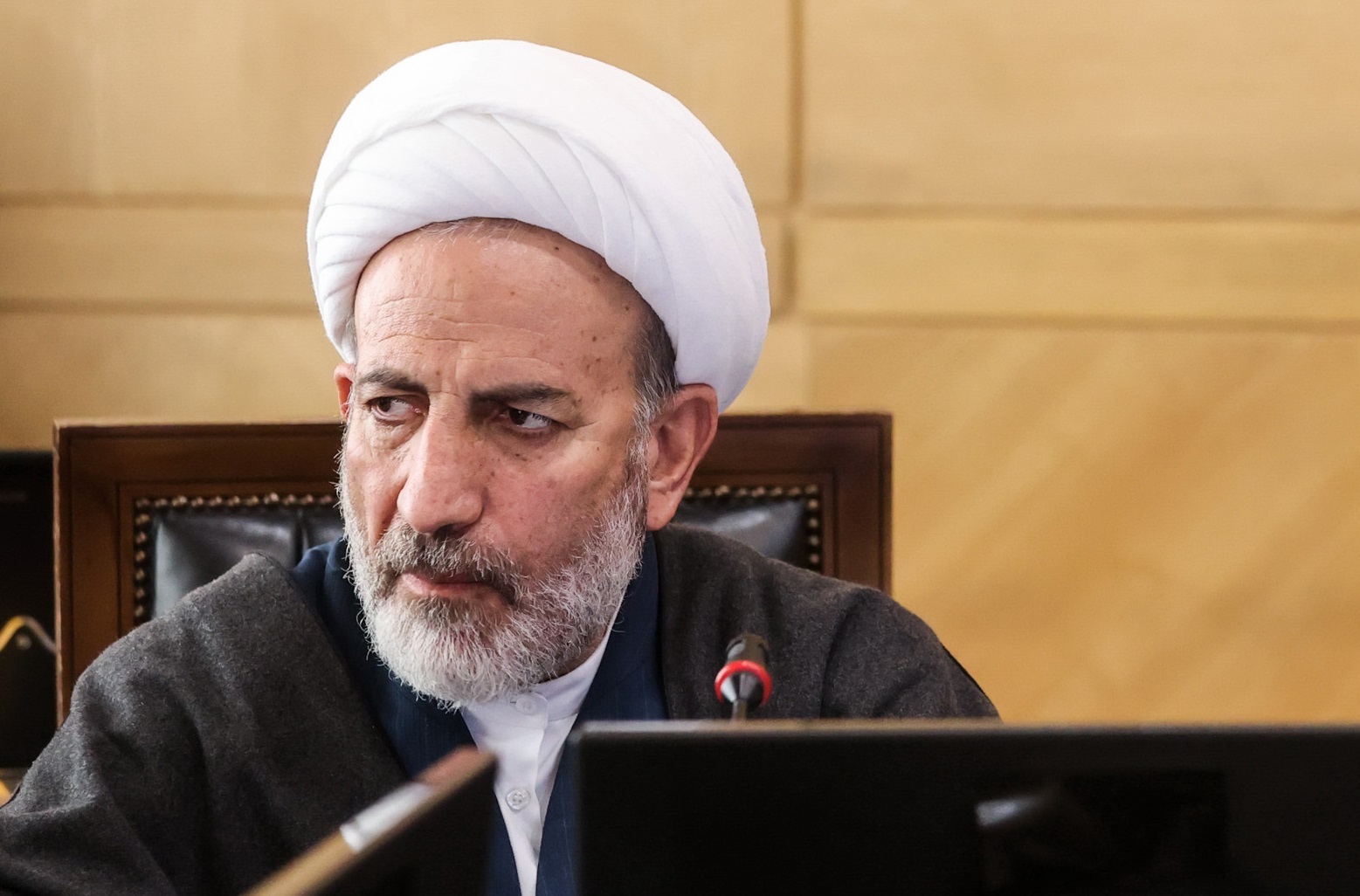 کرسیهای آموزش فارسی در گرجستان در حال تعطیلی است/ قالیباف به کمیسیون فرهنگی بیاید کرسیهای آموزش فارسی در گرجستان در حال تعطیلی است/ قالیباف به کمیسیون فرهنگی بیاید