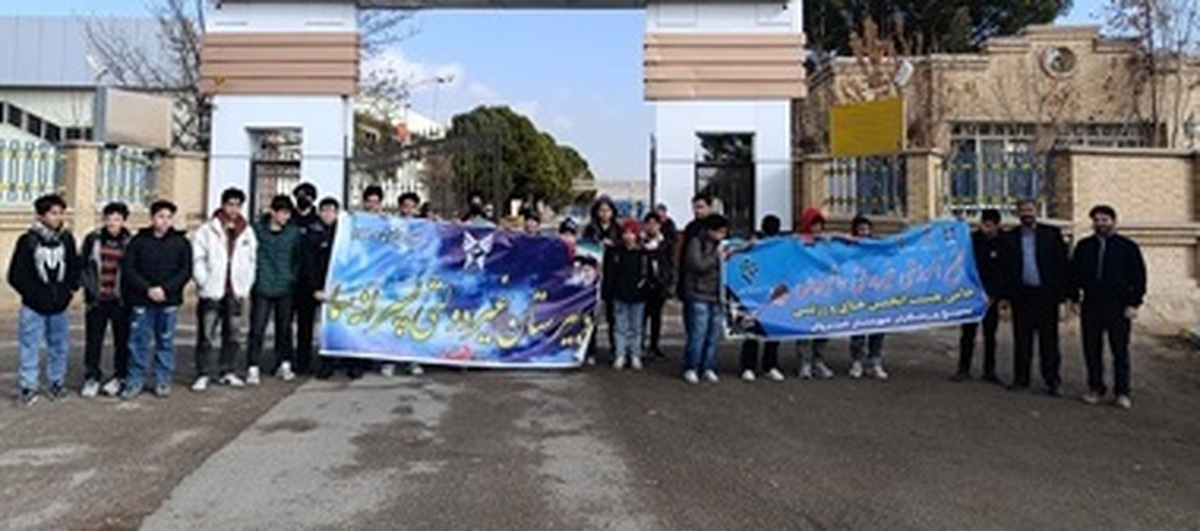 بازدید‌های علمی نقش مهمی در پیوند آموزش نظری با تجربه عملی دارد