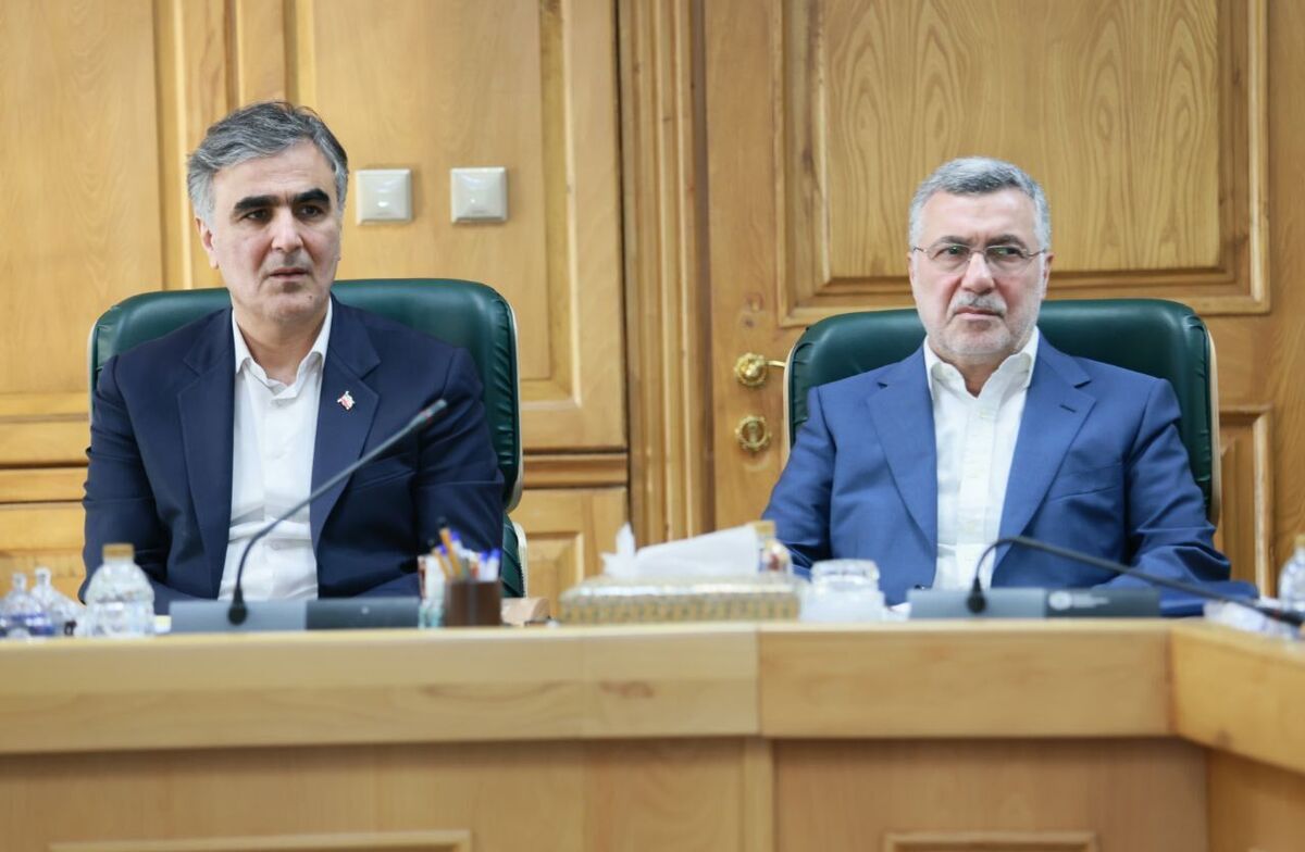 تصمیمات جدید بانک مرکزی برای تسریع تأمین ارز کالا‌های اساسی، دارو و تولید