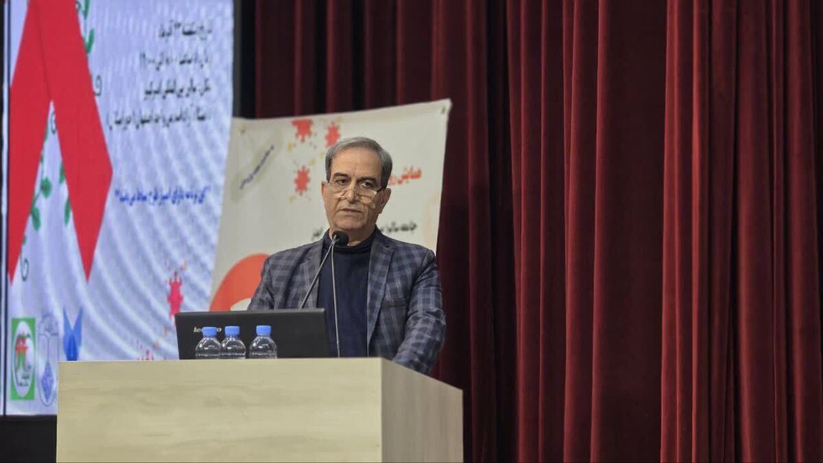 از انگ اجتماعی تا درمان نزدیک به «طبیعی» شدن عمر؛ مسیر پرپیچ‌وخم ایدز در ایران