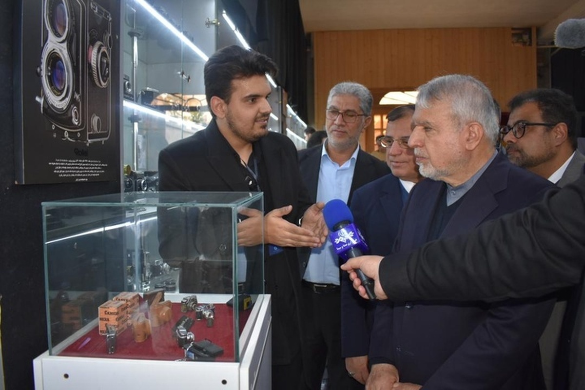 بازدید وزیر میراث‌فرهنگی از نخستین موزه تخصصی عکاسی شمال کشور  تاکید بر تقویت زیرساخت‌های فرهنگی گلستان