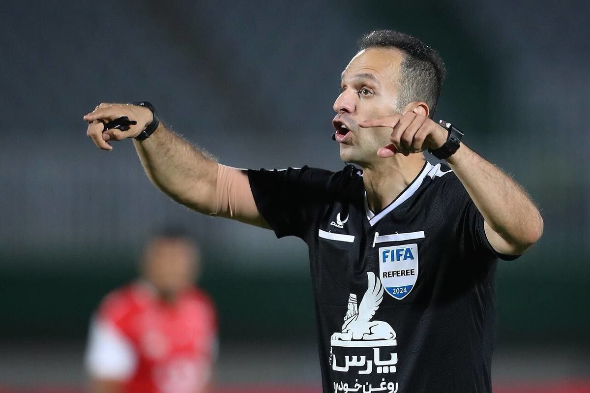 اعلام اسامی داوران دیدار تراکتور و پرسپولیس