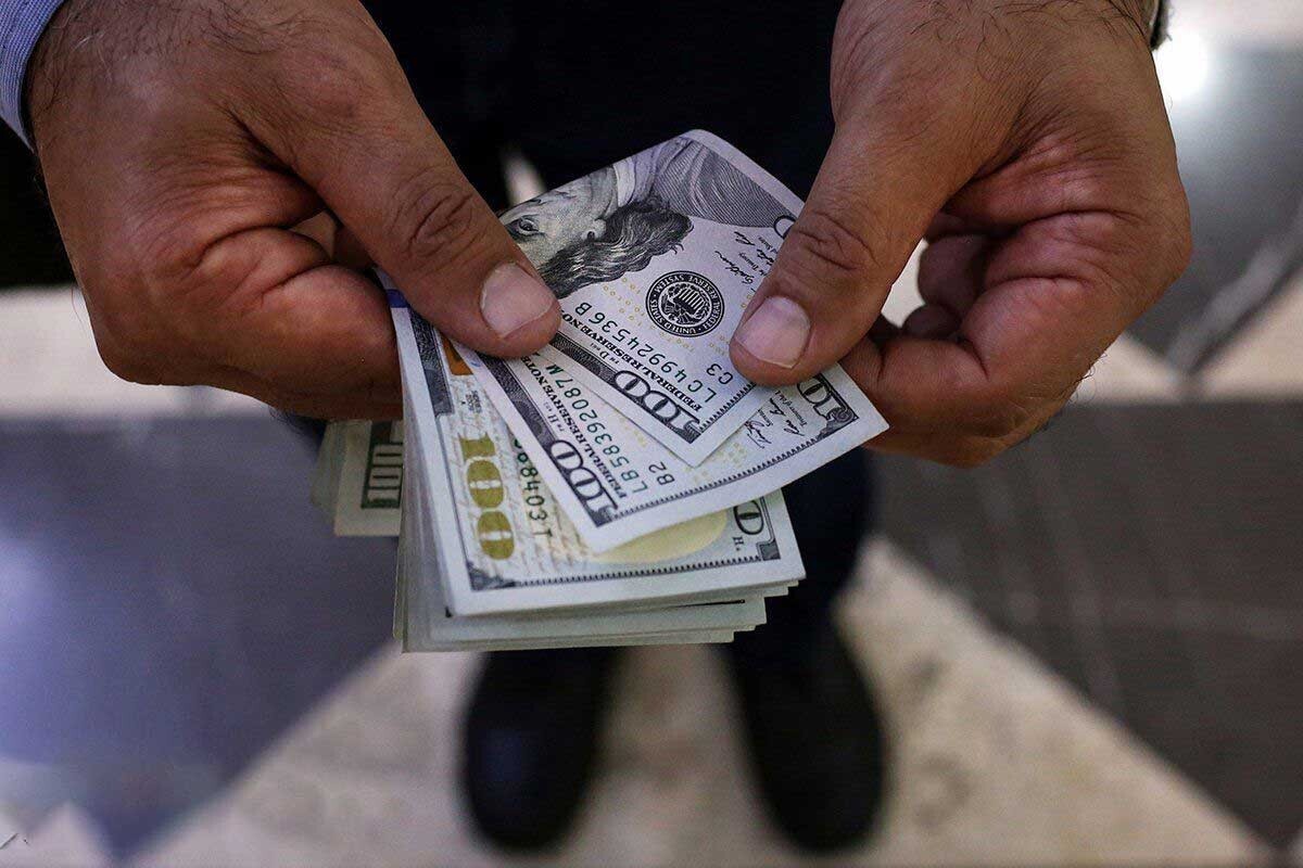 سوختن میلیاردها دلار ارز ترجیحی؛ موتورهای تورمی همچنان فعالند