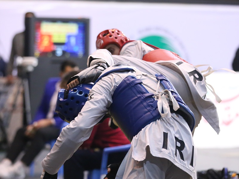 از نظر مالی خیر اما از نظر فنی در حال رقابت با تیم&zwnj;های نفتی هستیم/ امیدواریم بر سکوی نخست بایستیم