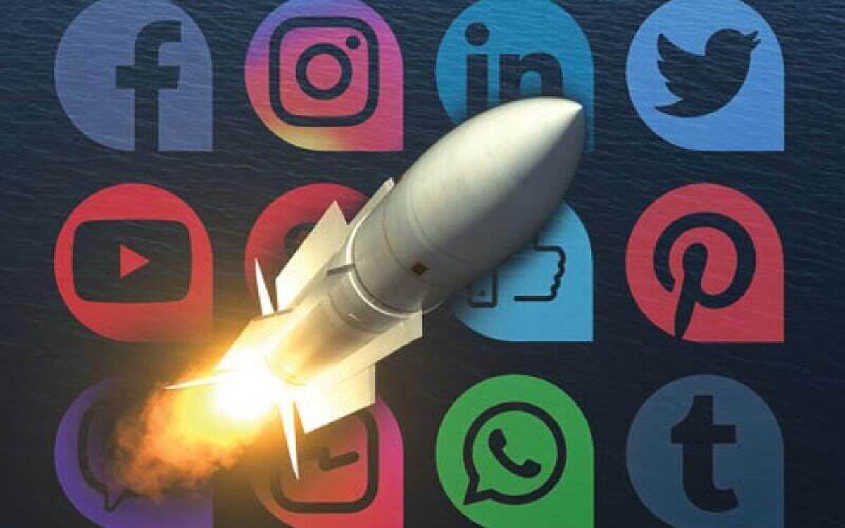 ایستادگی جوان ایرانی در برابر هجمه‌های رسانه‌ای شبیه معجزه است