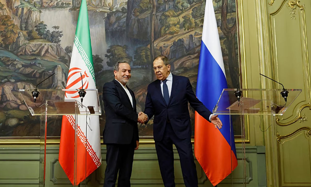 لاوروف: حقوق کامل ایران در NPT باید رعایت شود  عراقچی: نقشه راه ایران-روسیه برای ۳ سال آینده مشخص است