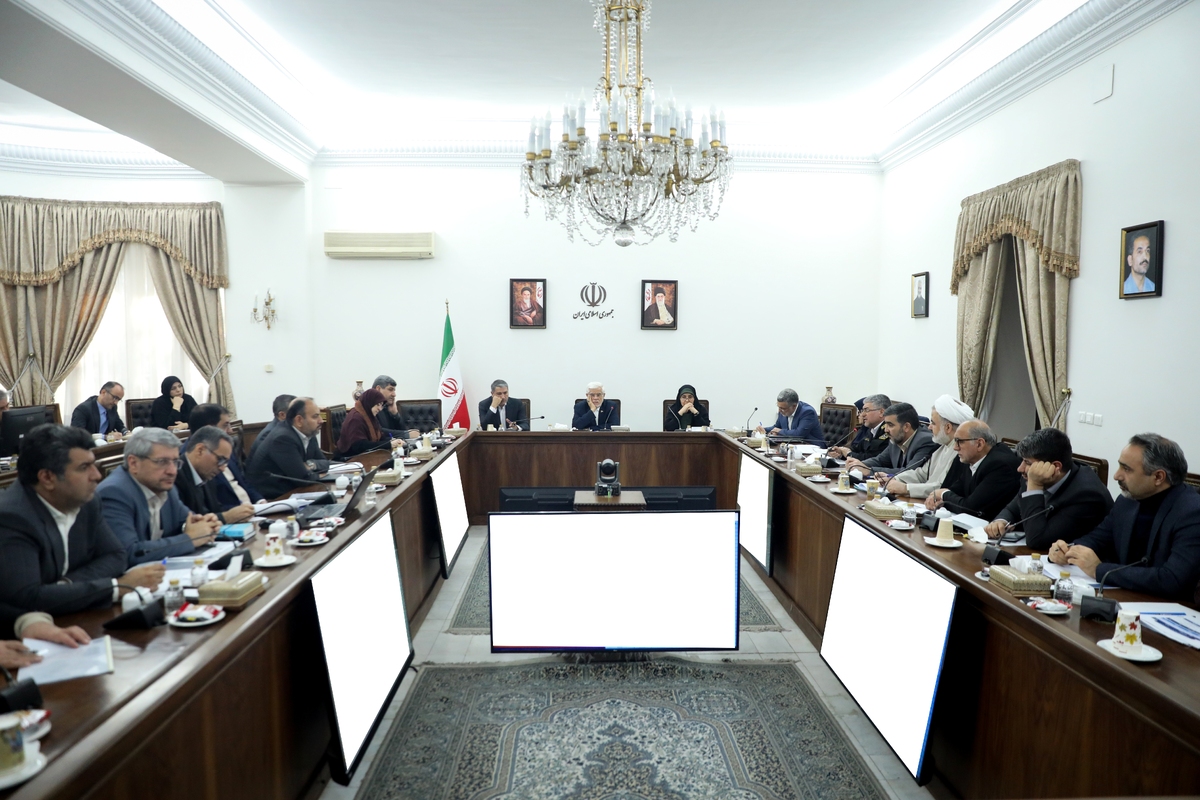 عارف: کاهش ۱۰ درصدی تلفات جاده‌ای، تکلیفی قانونی است  جرائم رانندگی باید بازدارنده باشد