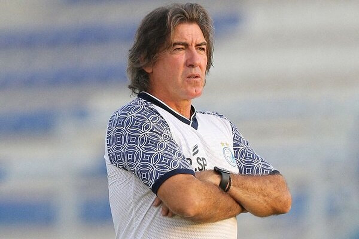 توضیح باشگاه استقلال در مورد دلایل جریمه ۲۰۰۰ دلاری ساپینتو